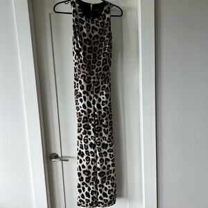 Banana Republic leopard jumpsuit with tie back and pockets full length size 12